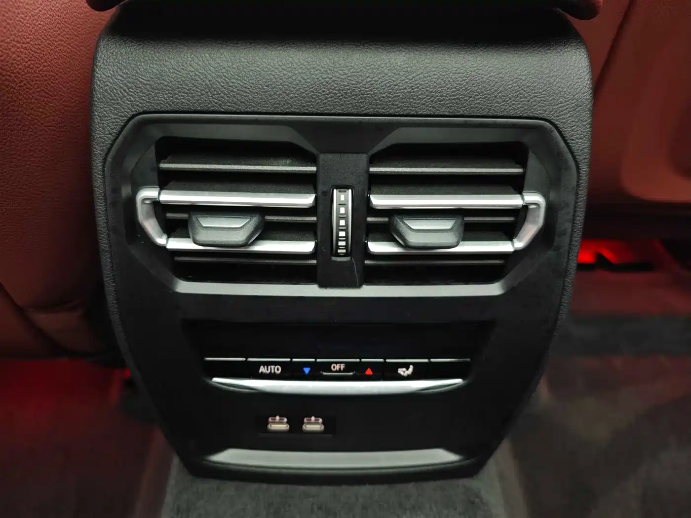 BMW 3 Series 2023 320Li M Sport Package фото 11