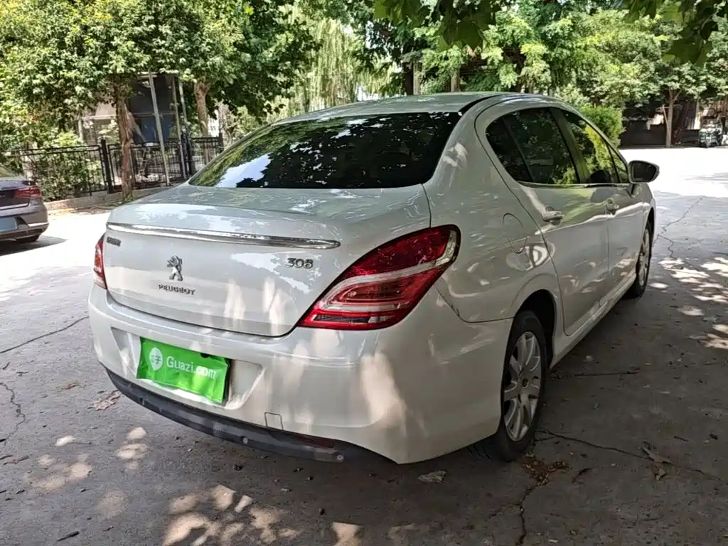 Peugeot 308 2015 2013 Model 1.6L Automatic Superior Style