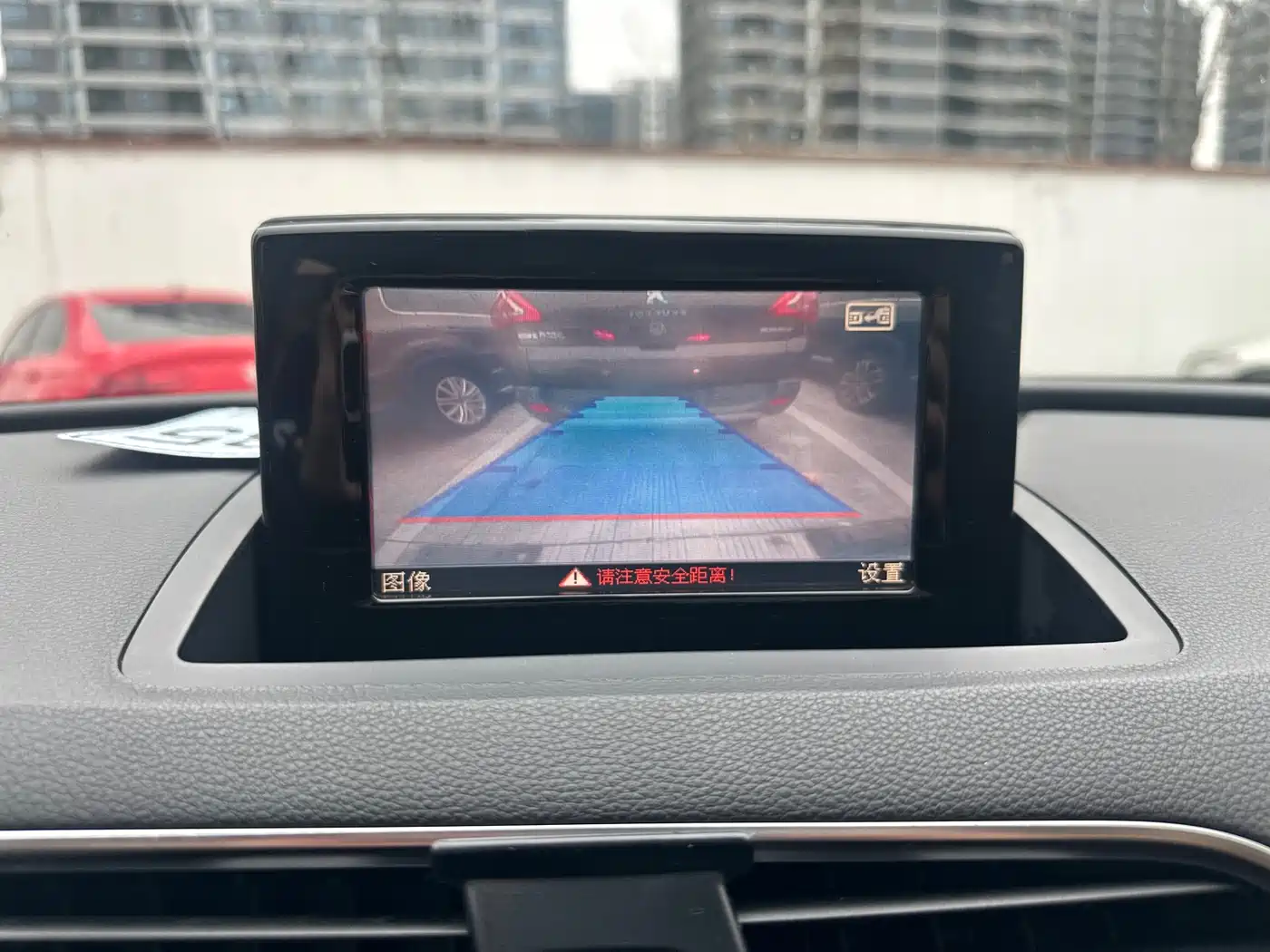 Audi Q3 2013 35 TFSI Progressive фото 11