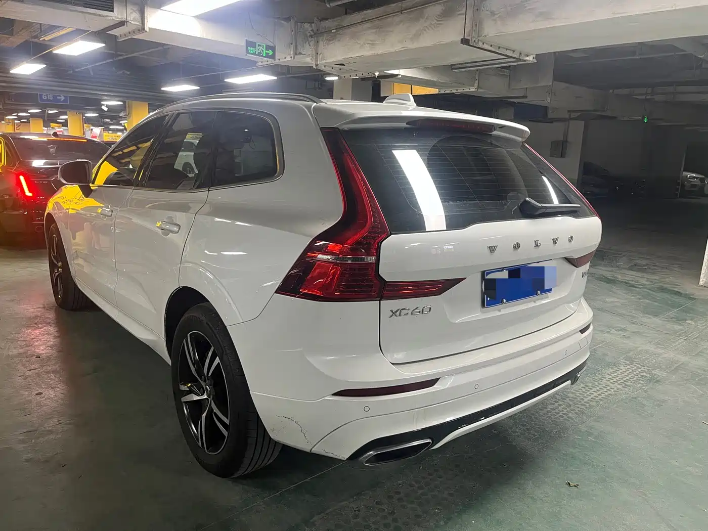 Photo 7 - Volvo XC60
