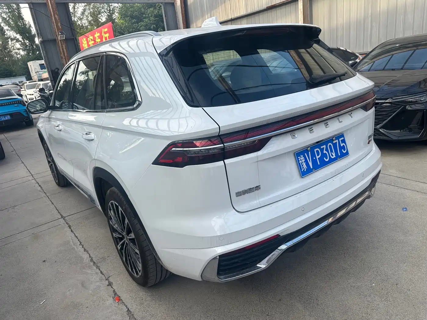 Photo 10 - Geely Monjaro