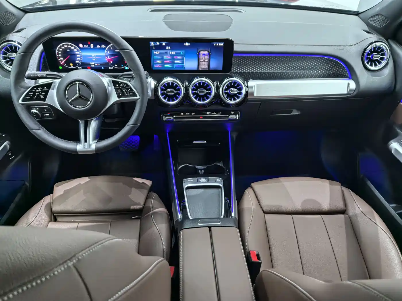 Mercedes-Benz GLB 2025 Model GLB 220 Fashion Style фото 7