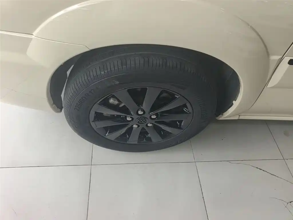 Buick GL8 2013 2.4L Classic фото 23