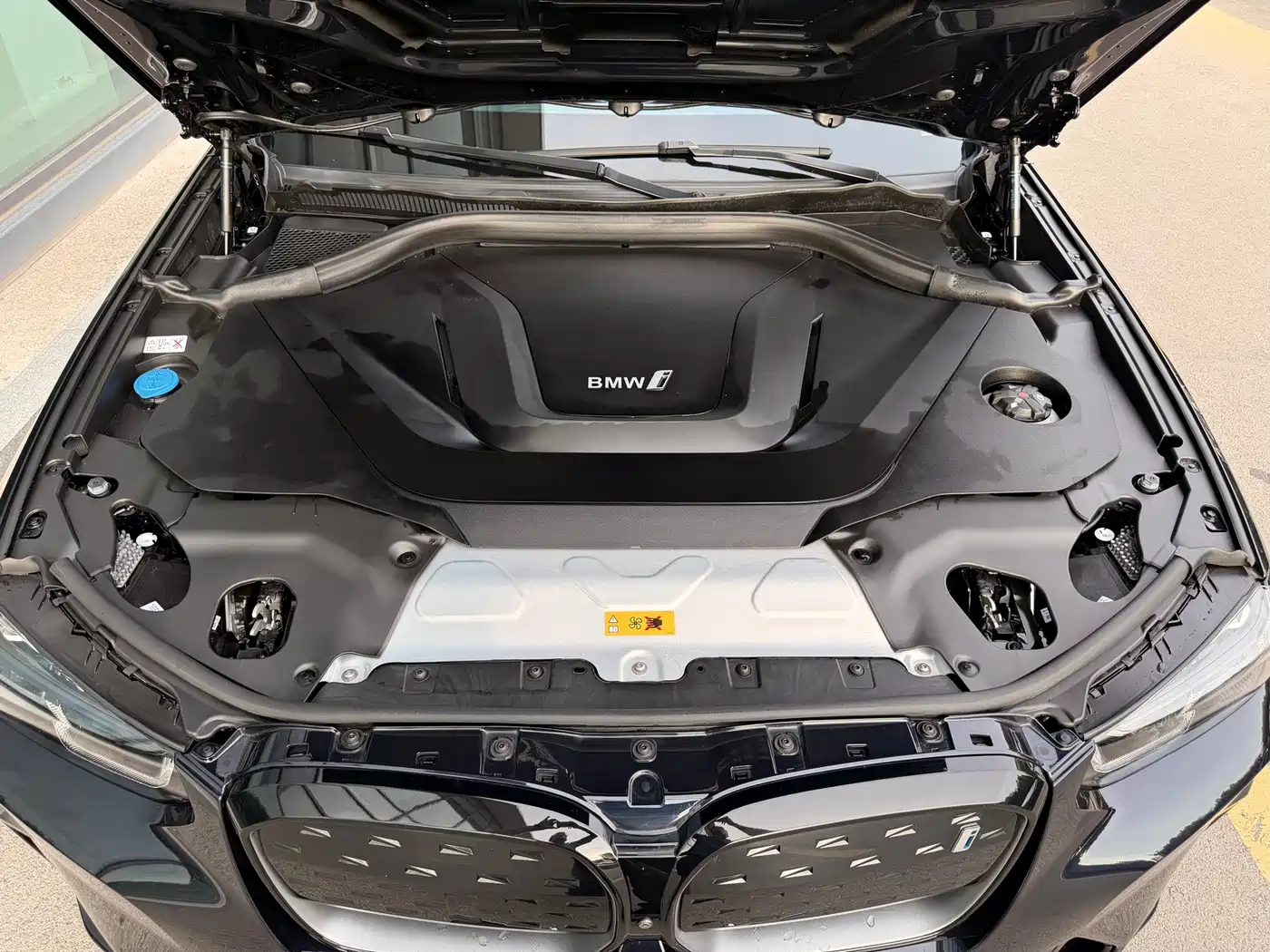 BMW iX3 2025 2024 Innovation Leader