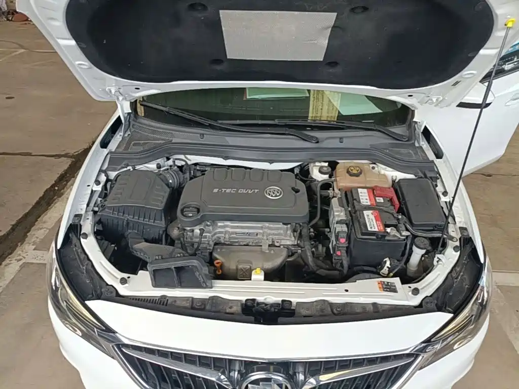 Фото 20 - Buick Excelle