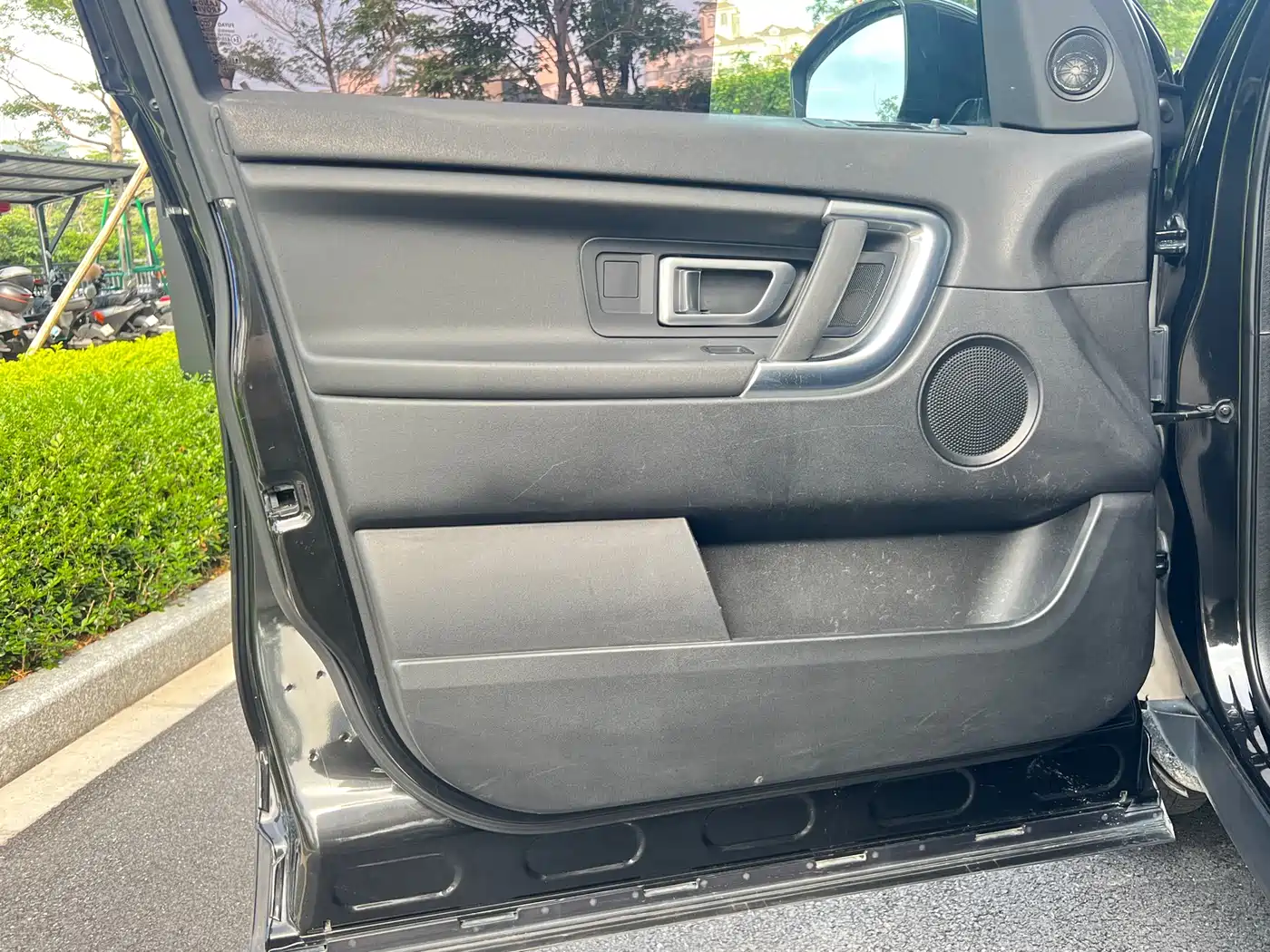 Land Rover Discovery Sport 2018 240PS SE Edition фото 32