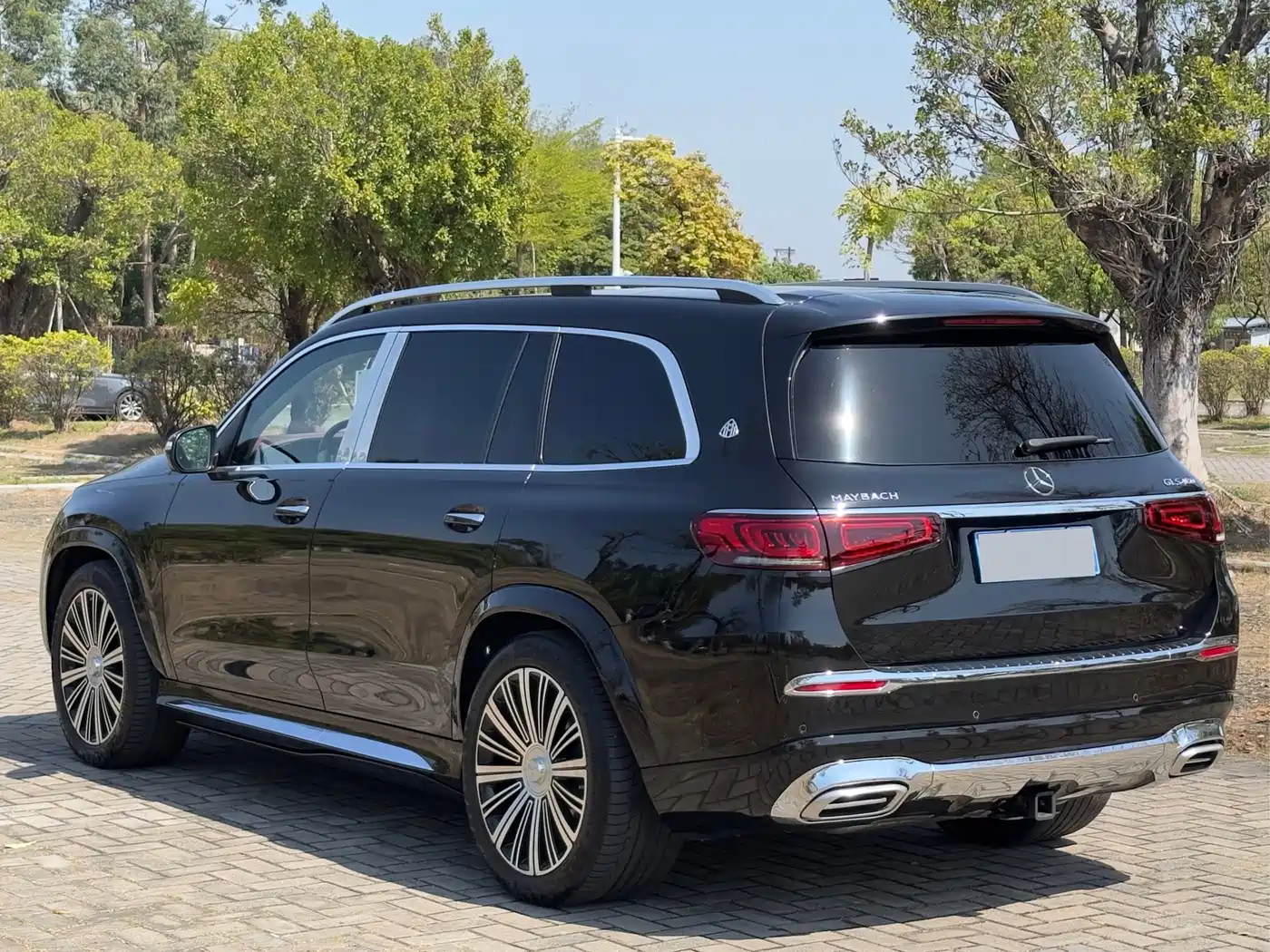 Mercedes-Benz GLS 2023 Facelift GLS 450 4MATIC Fashion фото 18