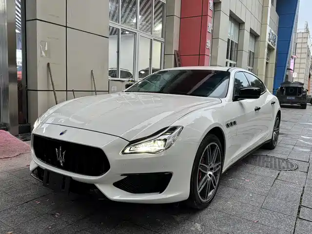 MASERATI PRESIDENT