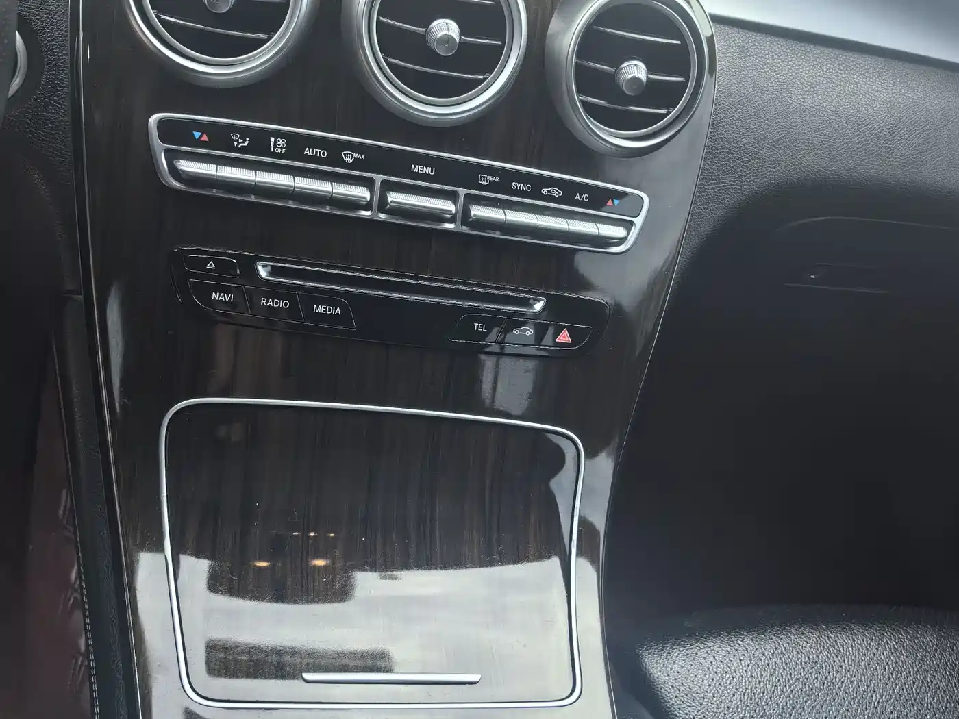 Mercedes-Benz GLC 2017 GLC 260 4MATIC Luxury фото 12