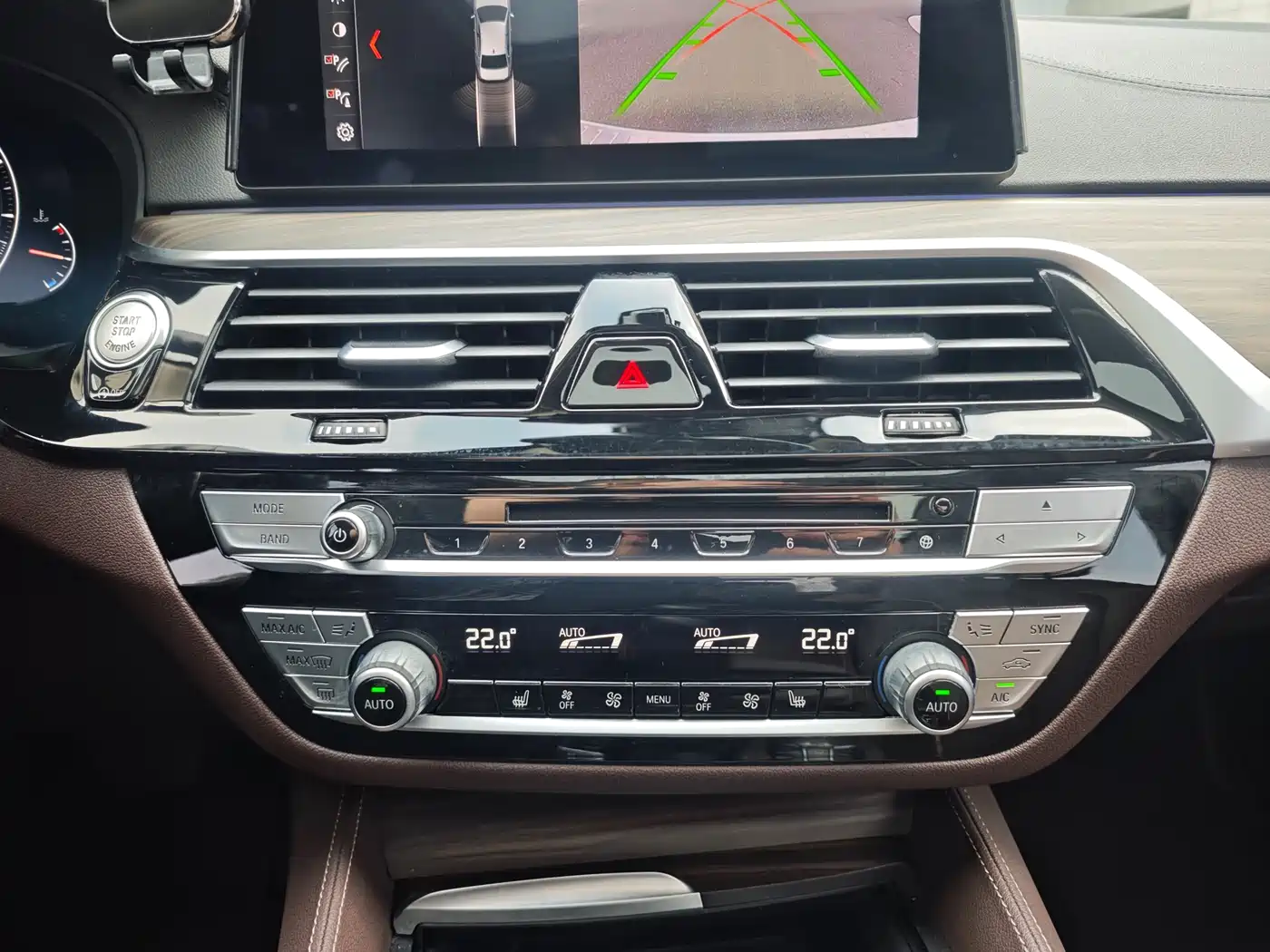 BMW 5 Series 2019 Facelift 530Li xDrive Luxury Package фото 14