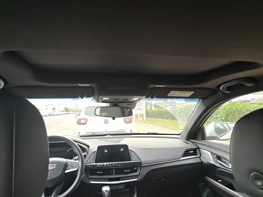 Cadillac CT4 2024 2023 25T Luxury Model