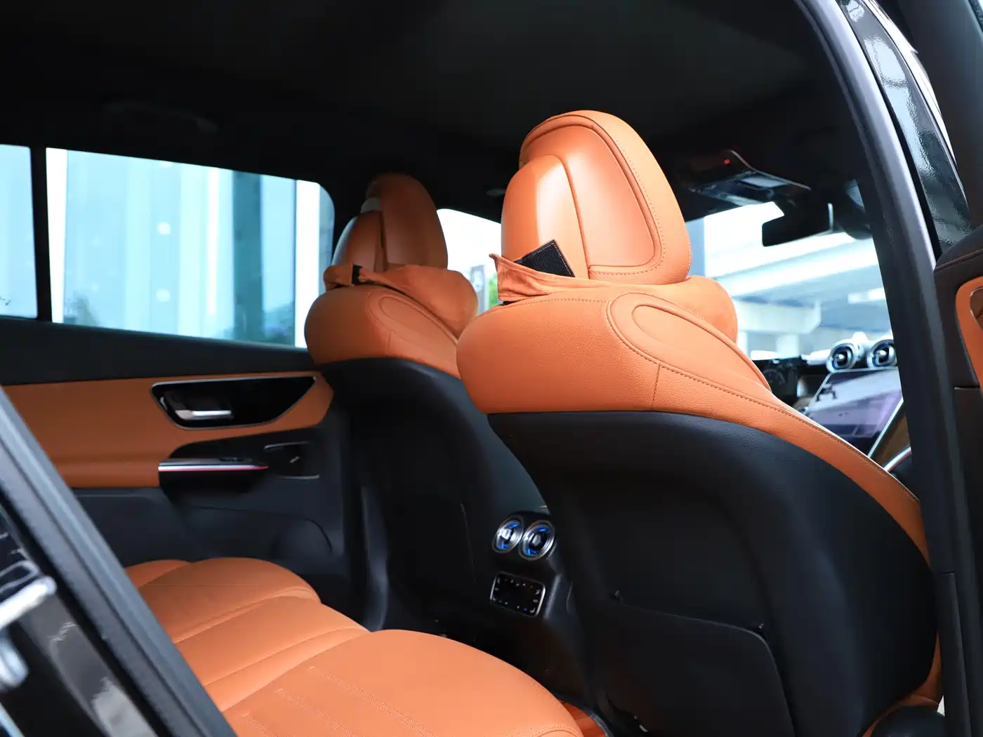 Mercedes-Benz GLC 2024 GLC 300 L 4MATIC Dynamic 5-seater фото 22