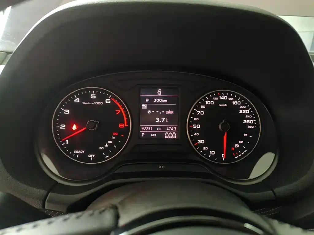 Audi Q2L 2019 2018 35 TFSI Launch Exclusive Edition China VI