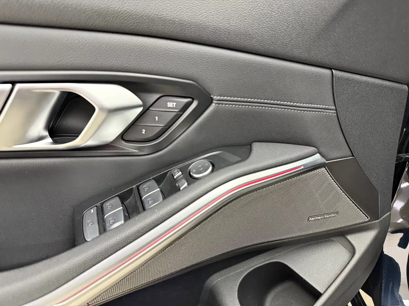 BMW 3 Series 2020 330i M Sport Blackout Package фото 13