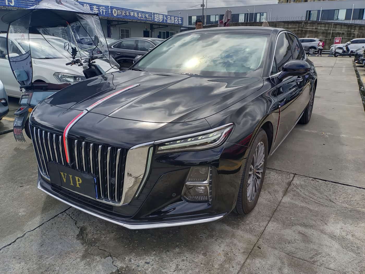 Hongqi H5