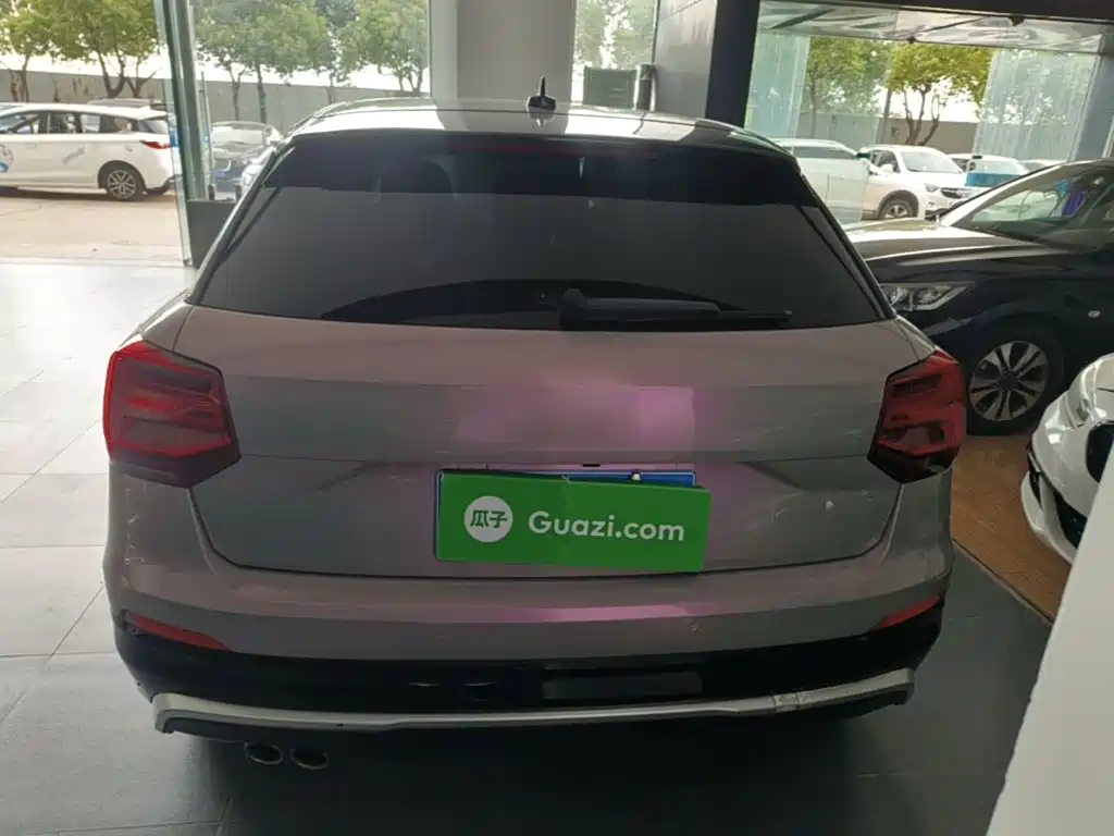 Audi Q2L 2019 2018 35 TFSI Launch Exclusive Edition China VI