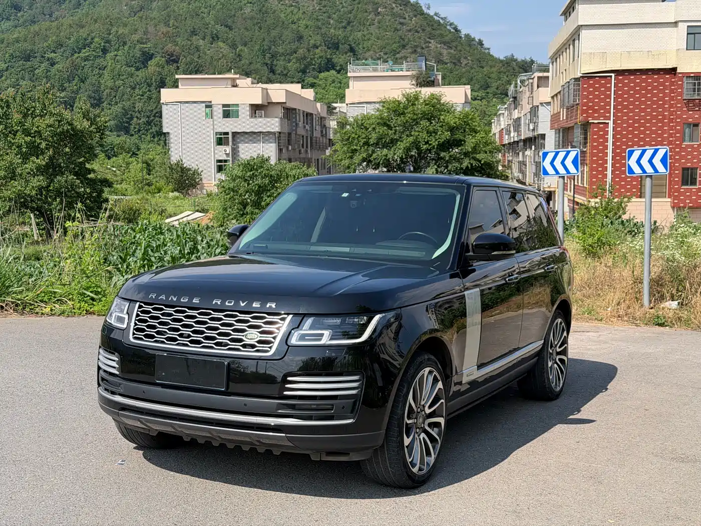 Land Rover Range Rover 2022 3.0 L6 360PS Golden Age Edition