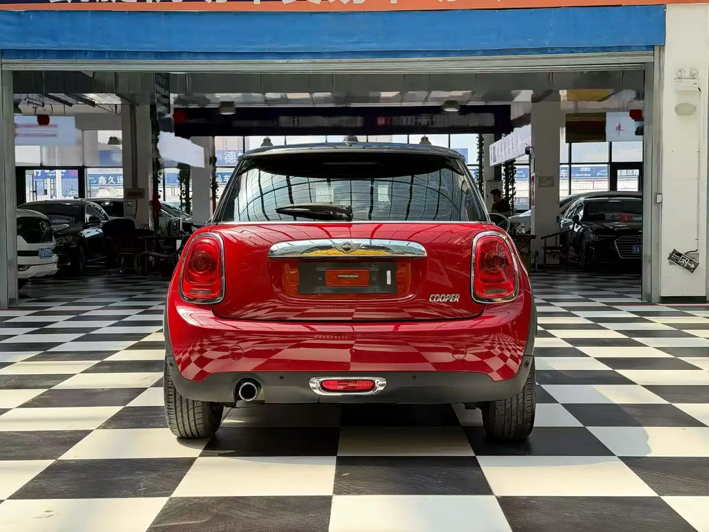 MINI 2014 1.5T COOPER Excitement фото 8