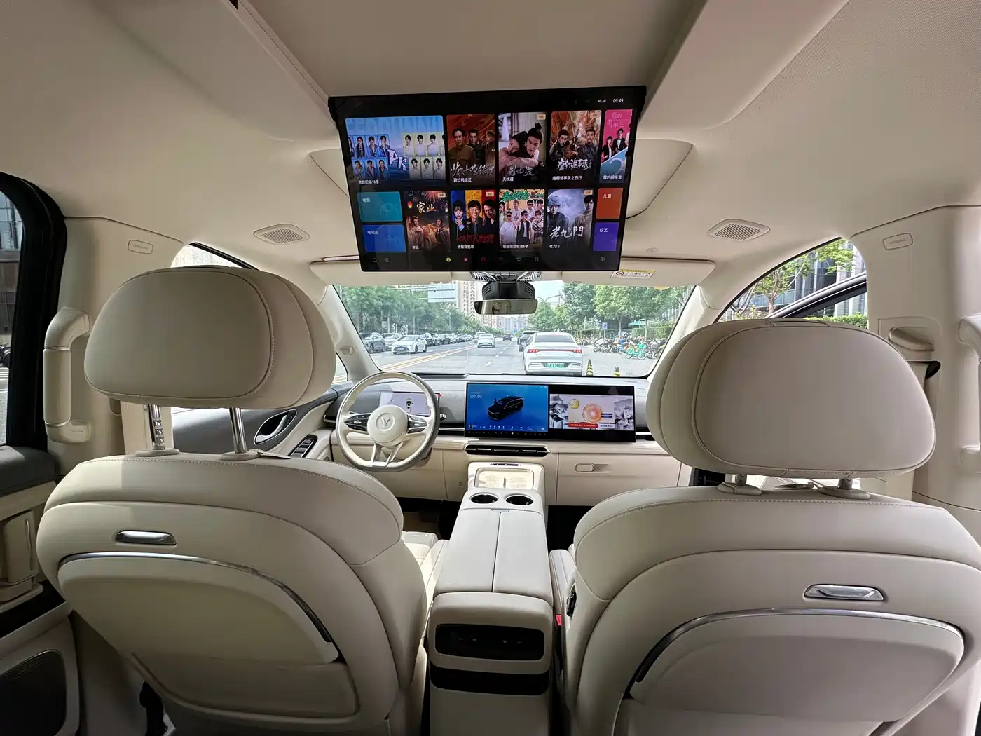 Voyah Auto Voyah Dreamer 2025 PHEV 4WD Kunpeng Premium Edition фото 10