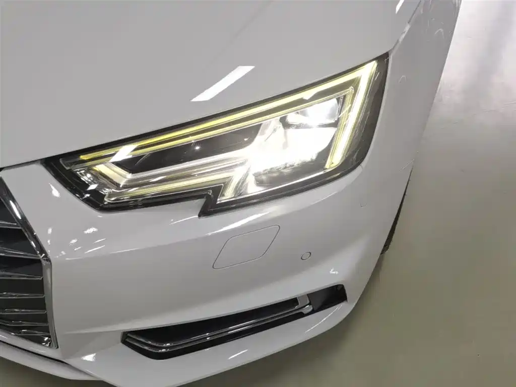Audi A4L 2018 30th Anniversary 40 TFSI Fashion фото 24