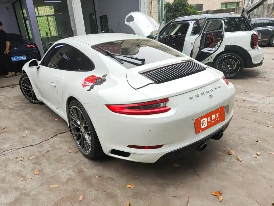 Porsche 911 2016 Carrera 3.0T фото 3