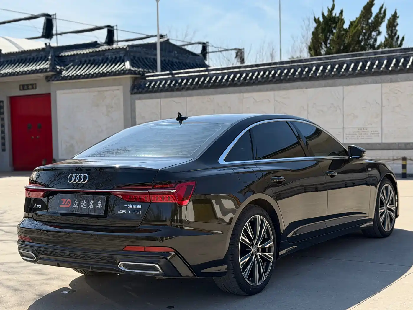 Audi A6L 2021 45 TFSI Exclusive Sport фото 13