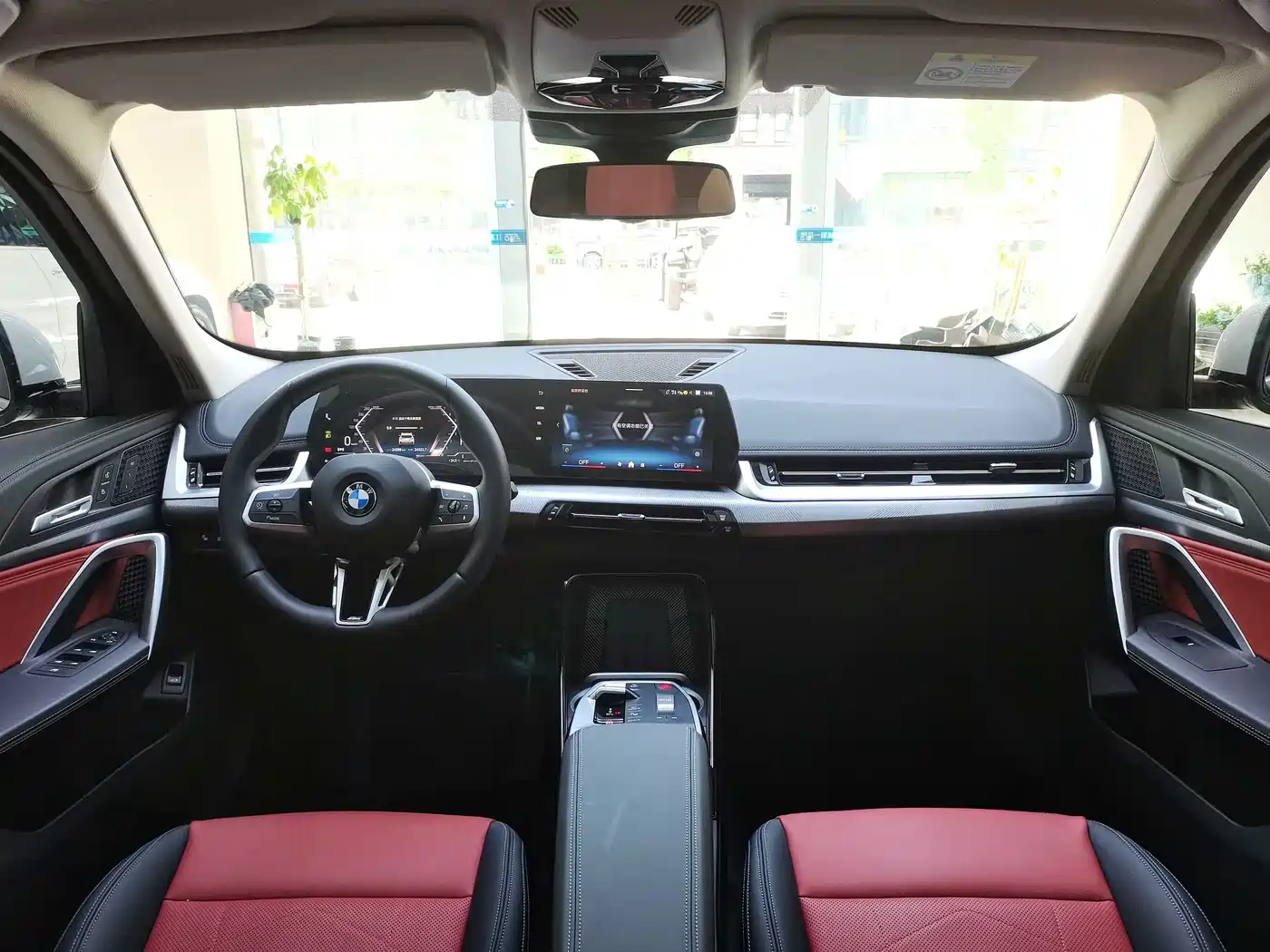 BMW X1 2023 sDrive25Li M Sport Package фото 15