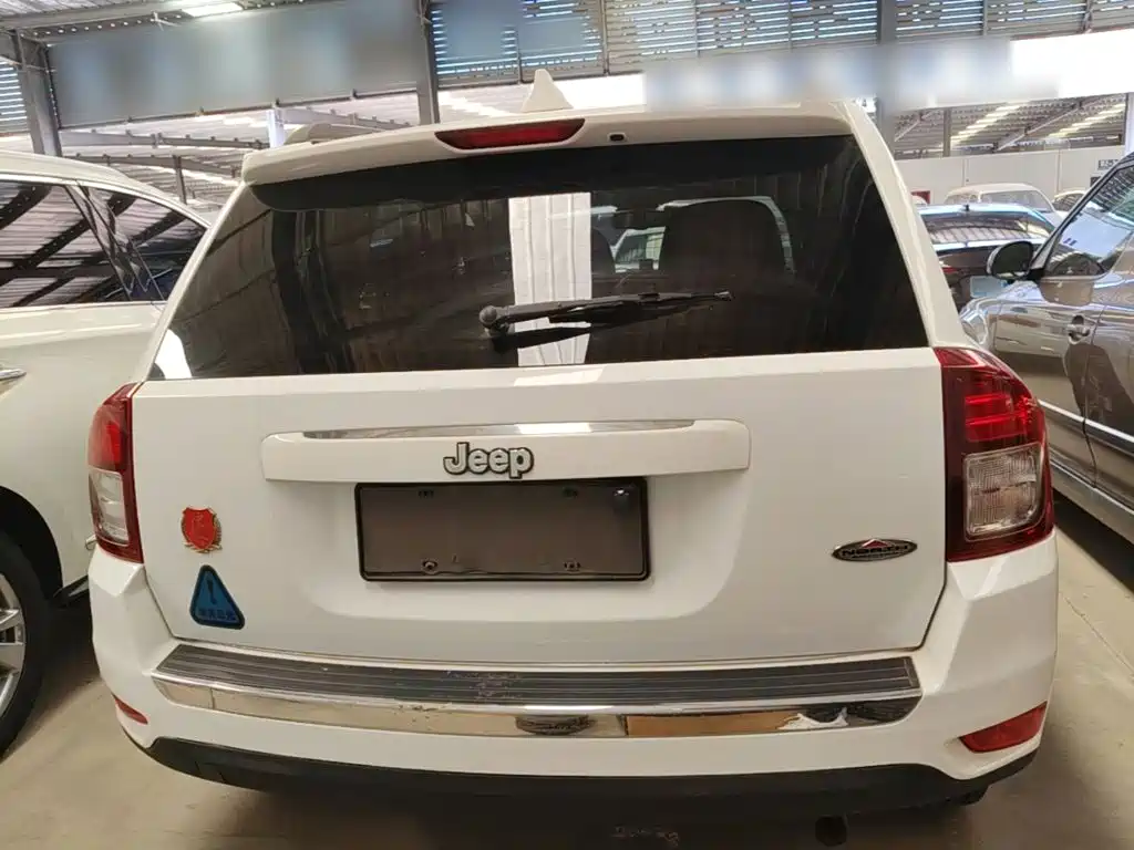 Фото 6 - Jeep Compass (Import)