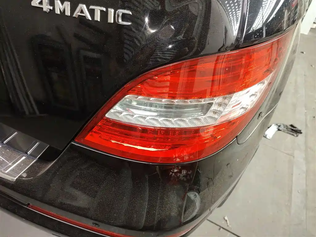 Mercedes-Benz R-Class 2017 R 320 4MATIC Business Collector's Edition фото 8