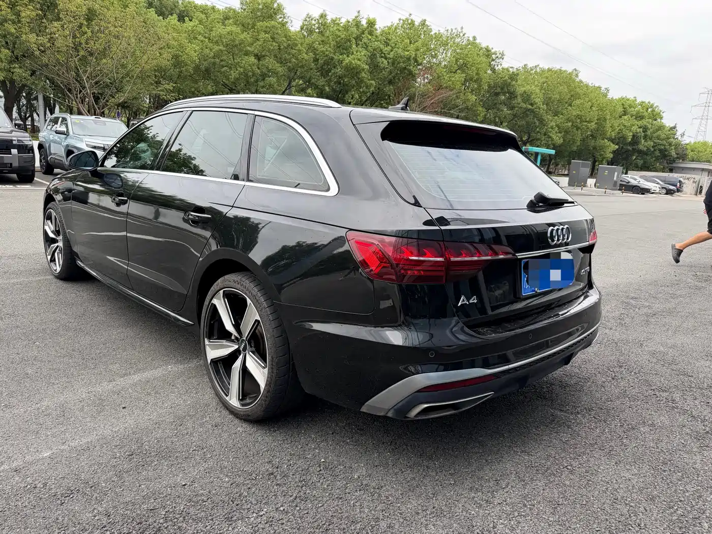 Audi A4 (Import) 2021 2021 Avant Pioneer 40 TFSI Luxury Dynamic