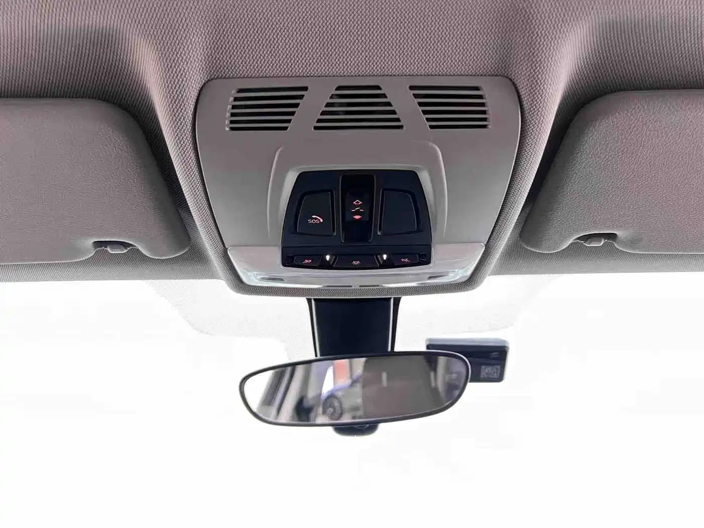 BMW X1 2022 sDrive20Li Premium фото 16