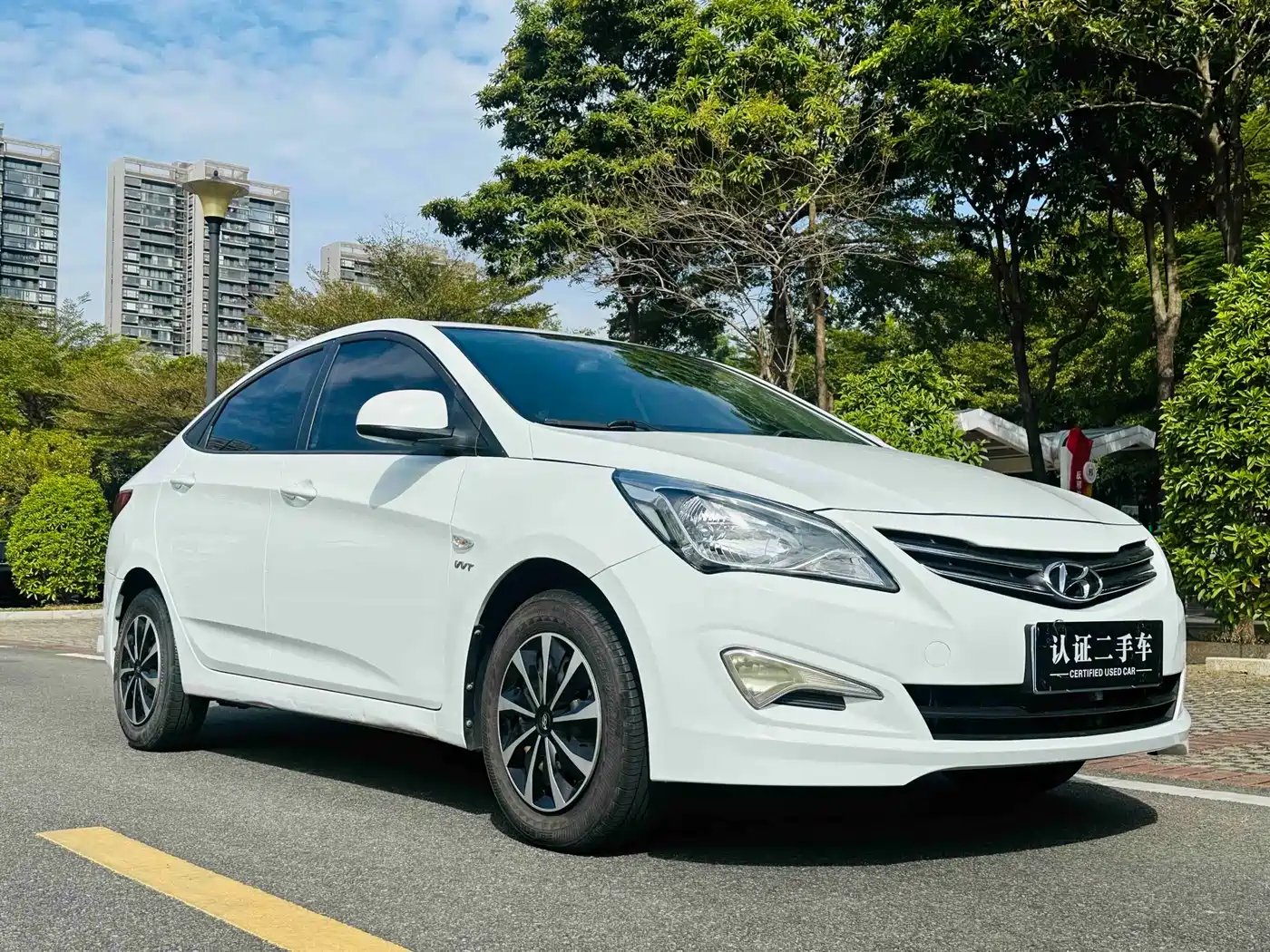 Hyundai Verna 2014 1.4L Manual Smart GLS фото 3