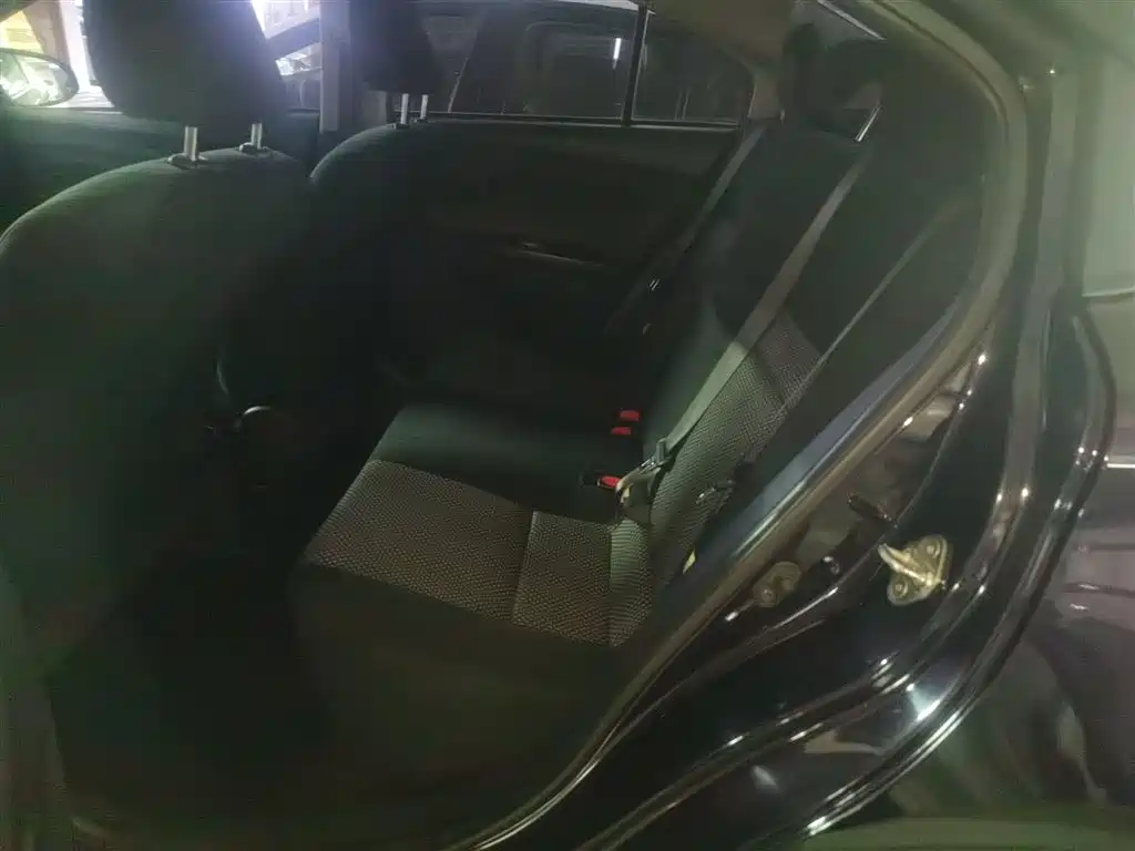 Toyota Vios 2017 1.3L CVT Sharp фото 17