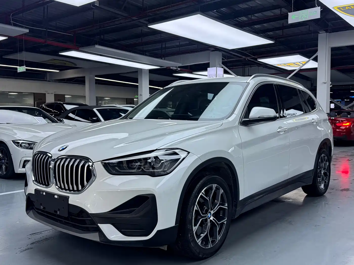 BMW X1 2022 sDrive25Li Leading