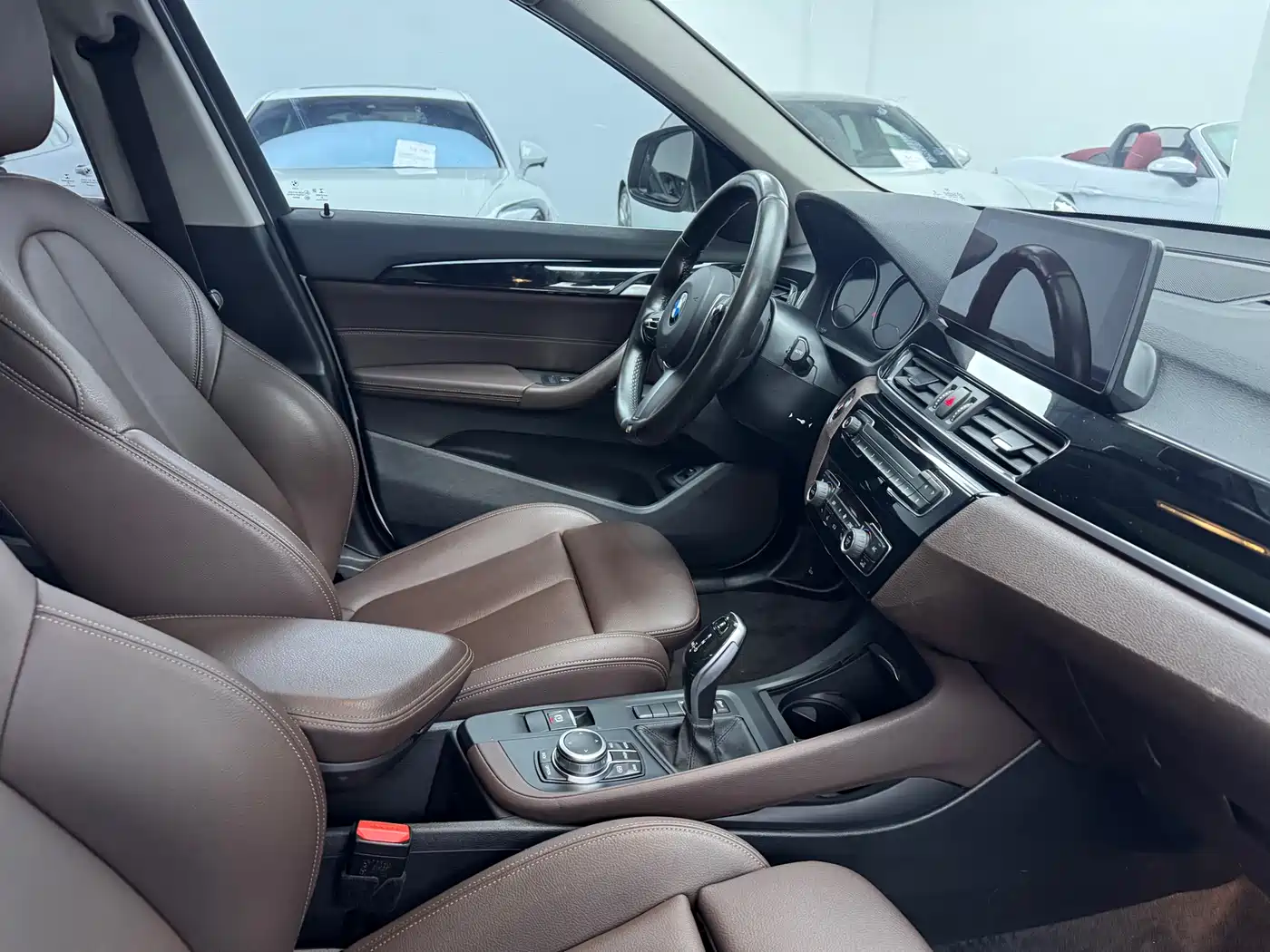BMW X1 2022 sDrive25Li Leading фото 16