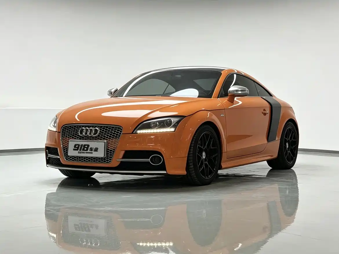 Audi TTS 2010 2011 Model TTS Coupe 2.0TFSI quattro