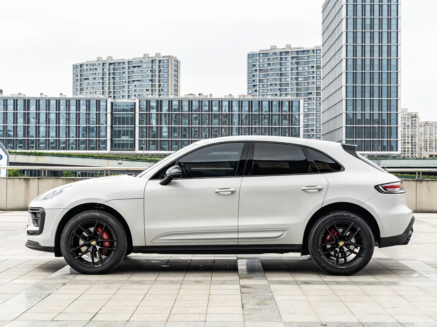 Porsche Macan 2023 Macan 2.0T фото 4