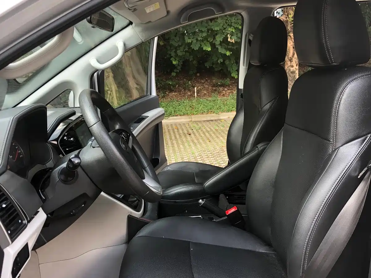 JAC Refine M4 2021 2020 2.0CTI Diesel Manual Sporty Type China VI