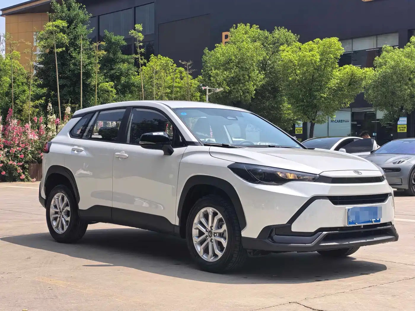 Toyota Frontlander 2026 2.0L CVT Comfort Edition фото 3