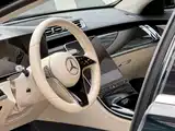 Photo 5 - Mercedes-Benz S-Class