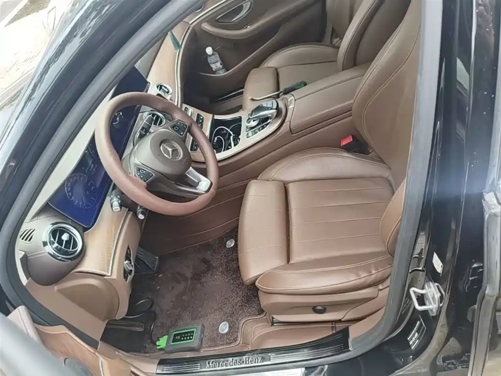 Mercedes-Benz E-Class 2018 Facelift E 200 L фото 15
