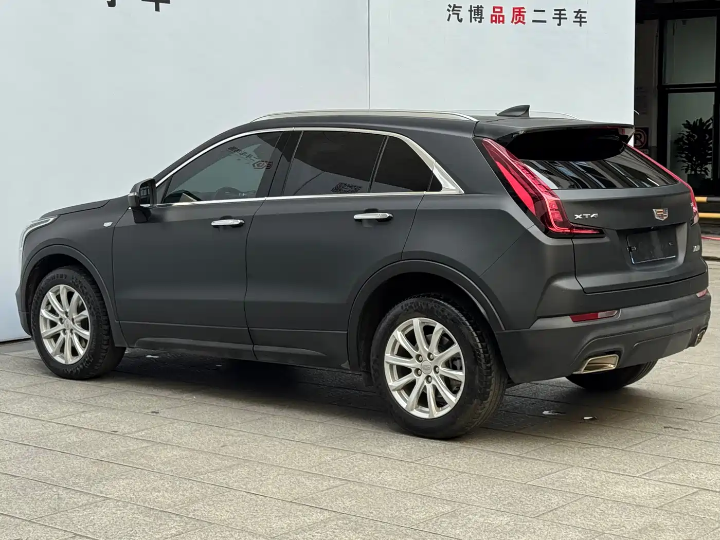 CADILLAC XT4
