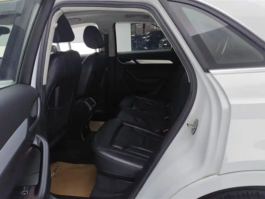 Audi Q3 2015 30 TFSI Comfort фото 11