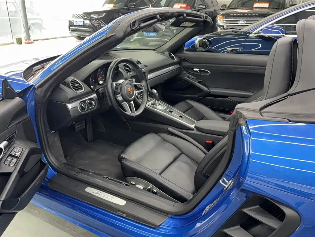 Porsche 718 2018 Boxster 2.0T фото 7