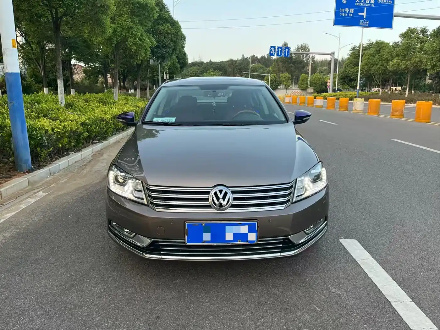 Volkswagen Magotan 2015 Facelift 1.8TSI Luxury фото 2
