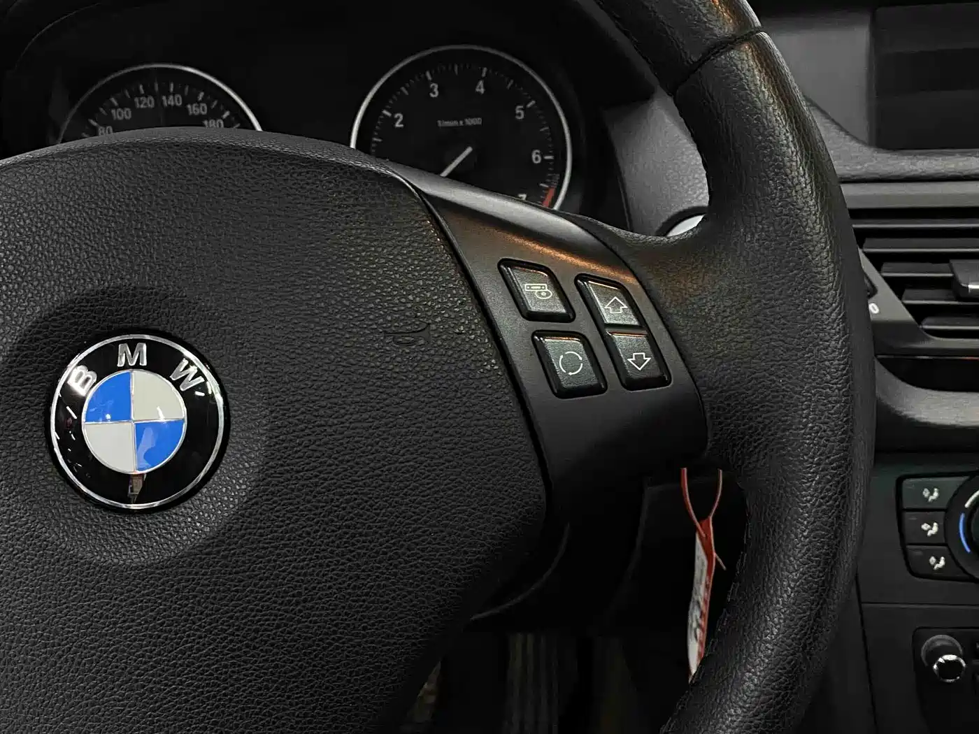 BMW X1 (Import) 2012 2012 sDrive18i Luxury