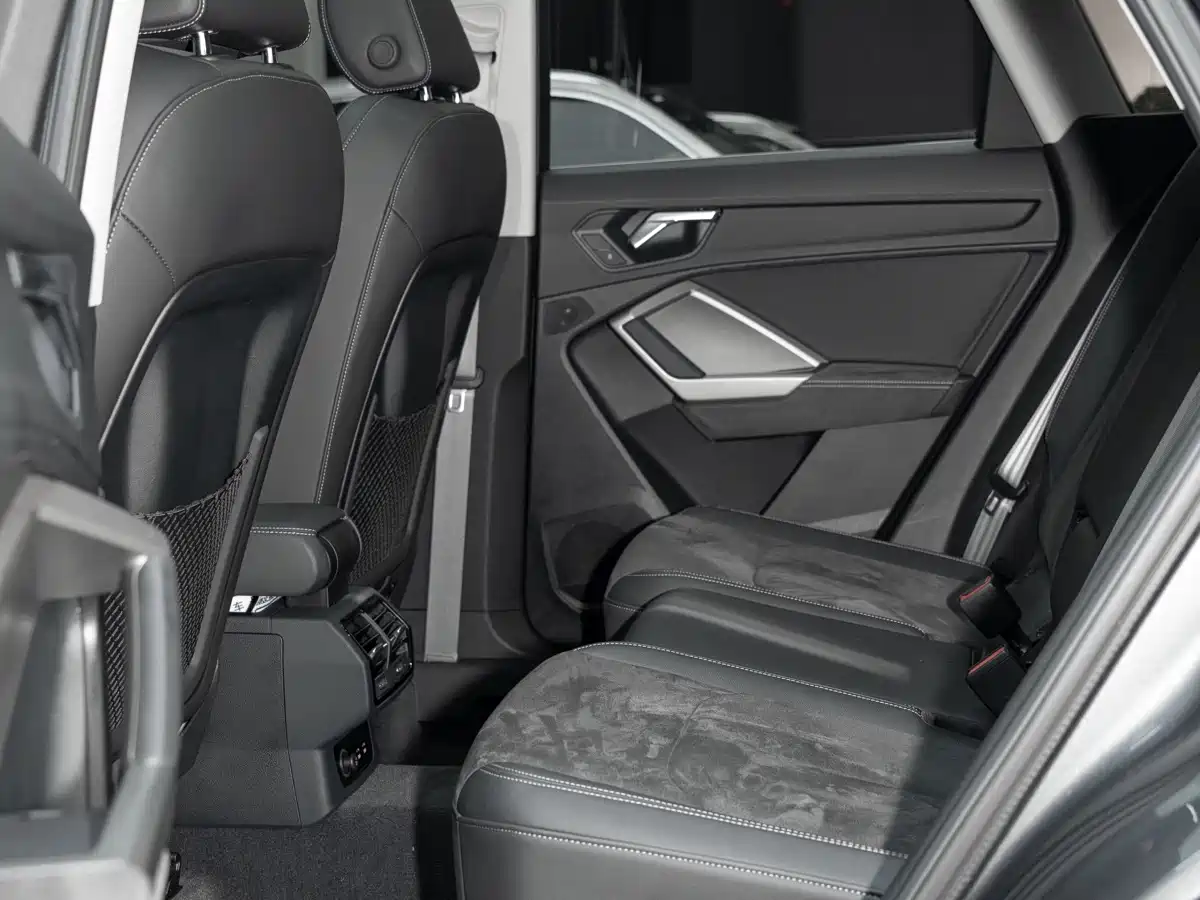 Audi Q3 2022 35 TFSI Progressive Dynamic фото 14