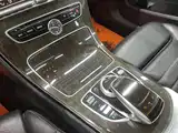 Фото 17 - Mercedes-Benz C-Class