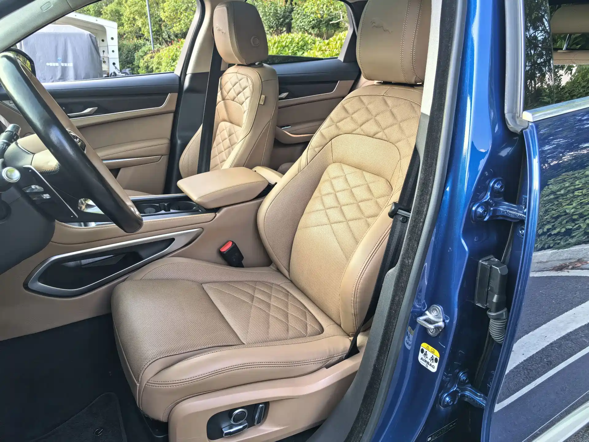 Фото 9 - Jaguar F-PACE