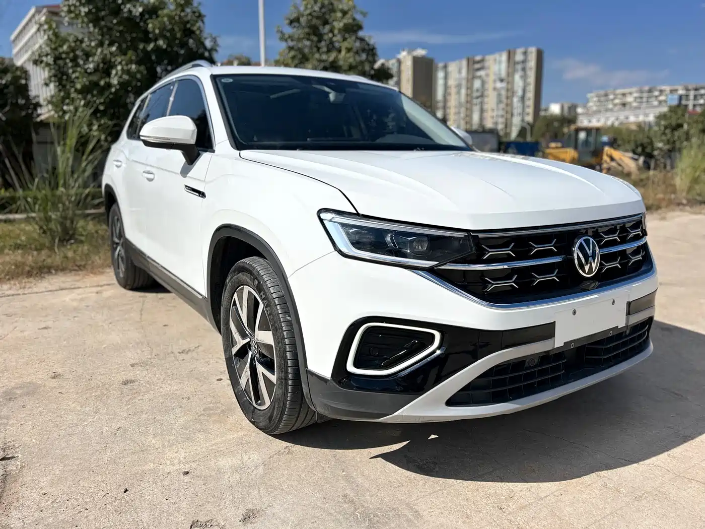 Volkswagen Tayron 2023 300TSI 2WD Luxury Plus Advanced Edition фото 3